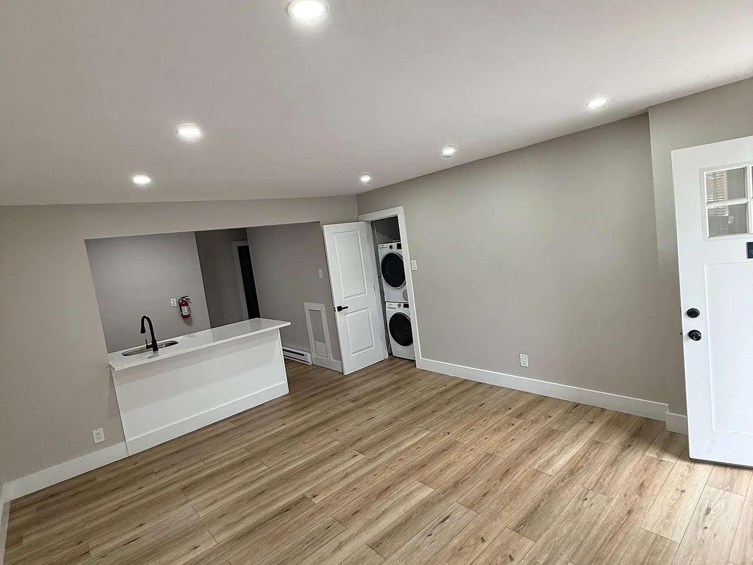 1 bed, $1,650 — Photo 2