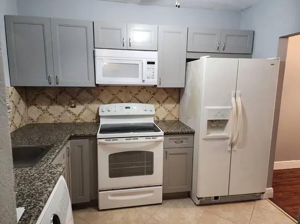 2041 NW 81st Ave #116, Hollywood, FL 33024