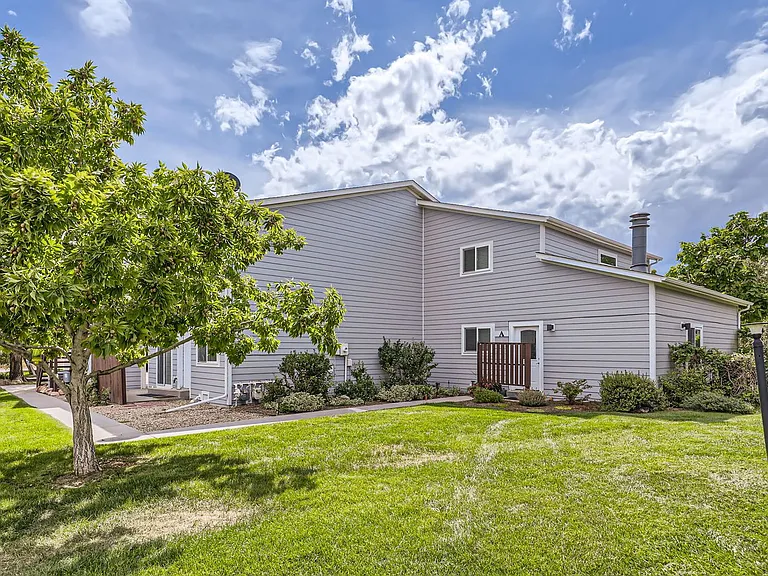 3335 Talisman Ct #D — Photo 21