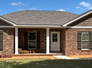 313 Hubbard, Newton, AL 36352