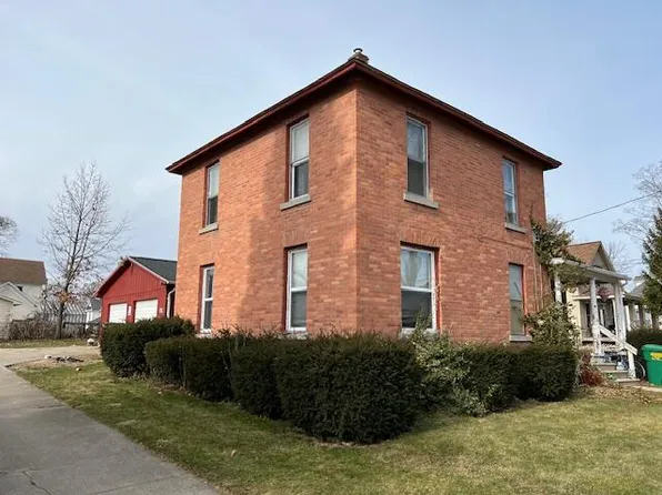 319 S Clay St, Sturgis, MI 49091