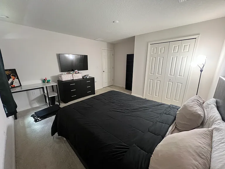 844 SW Corbin Cir — Photo 4
