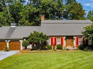 933 Kingston Dr, High Point, NC 27262