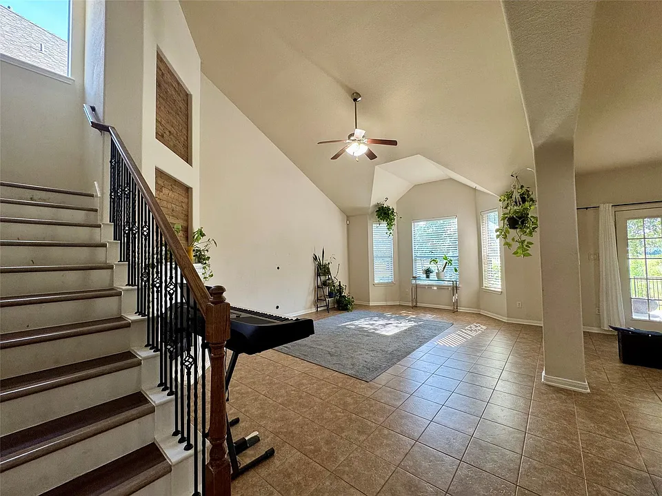 4126 Green Vista Pl