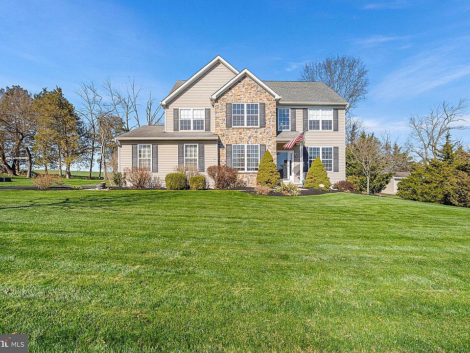 1st image of 2314 Devon Dr