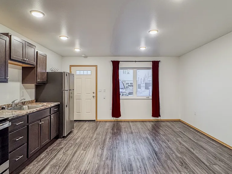 2759 Stonecrest Ct #4 — Photo 3
