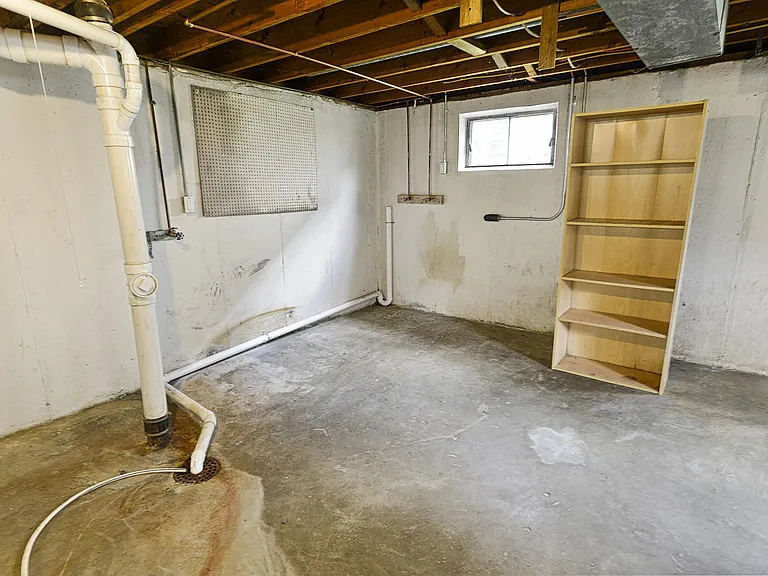 532 Holiday Ave — Photo 13