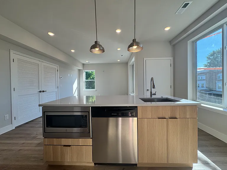 5222-24 Chester Ave #13 — Photo 5