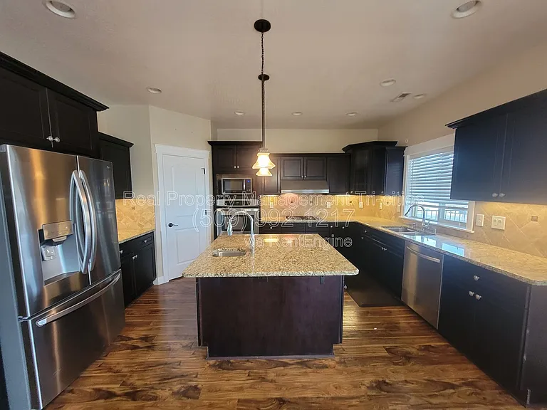 2348 W 49th Ave — Photo 11