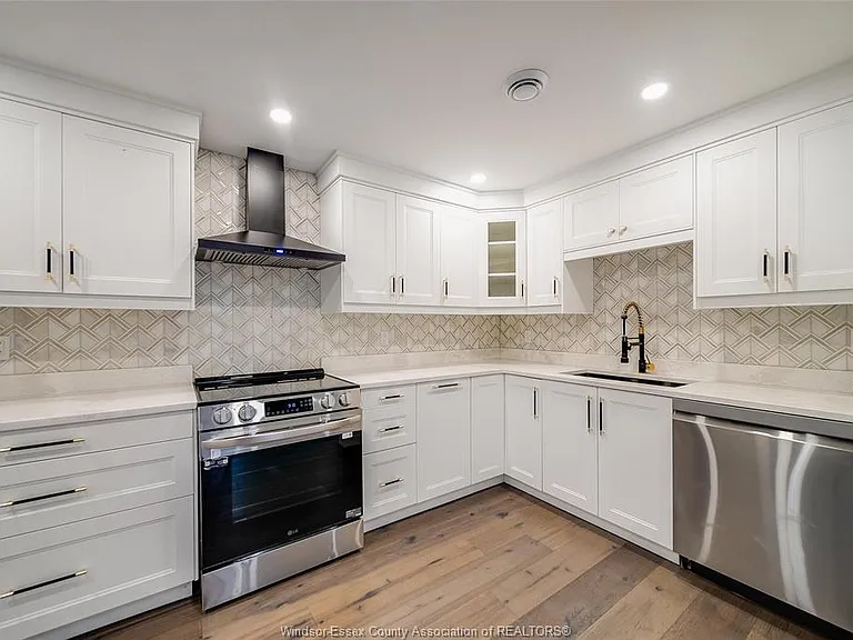 7800 Cecile St — Photo 17
