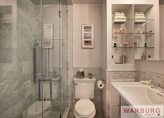 Sold by Warburg | media 1