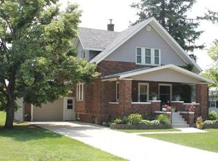 311 E Dakota Ave, George, IA 51237