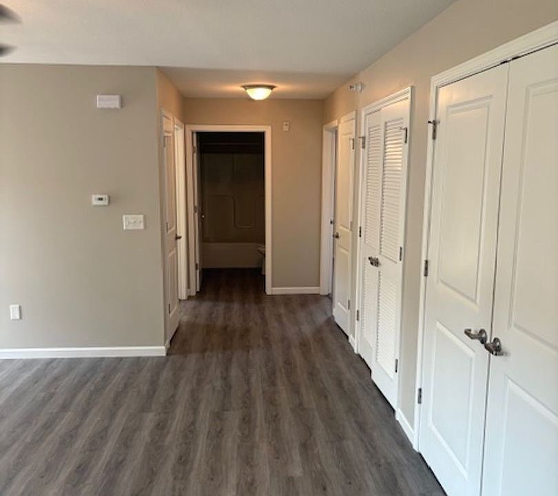 1st image of 100 Pheasant Run #433