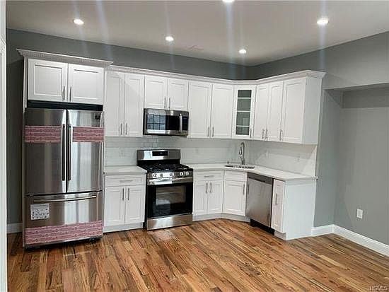 1st image of 751 E 223rd St Floor 2