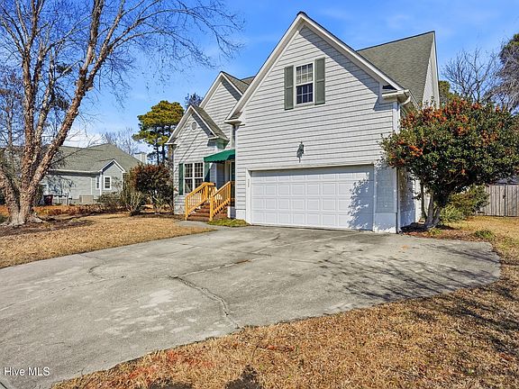 3rd image of 4017 Chandler Drive