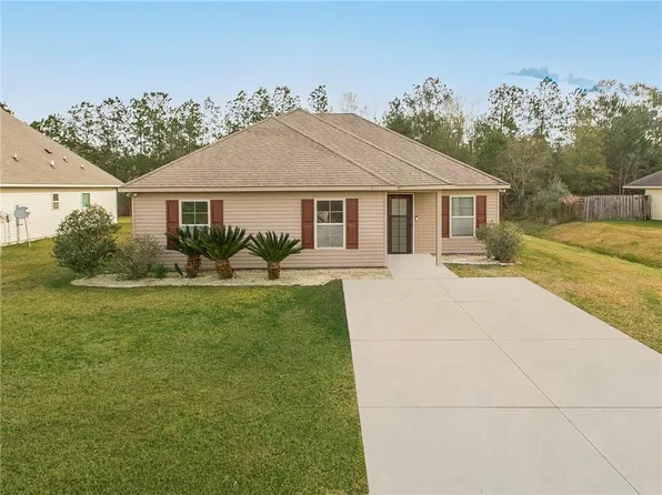 41559 Snowball Cir, Ponchatoula, LA 70454