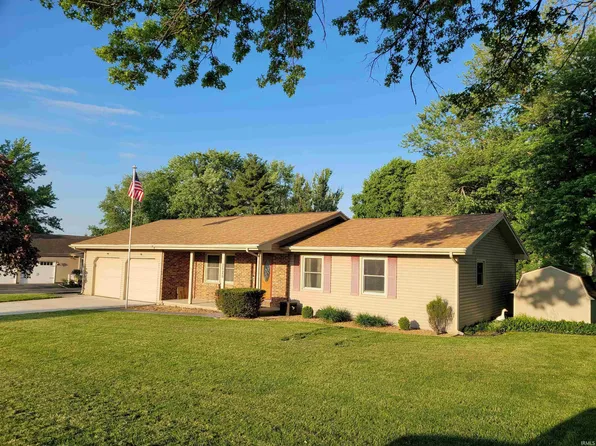 2526 S Willow Creek Dr, Peru, IN 46970