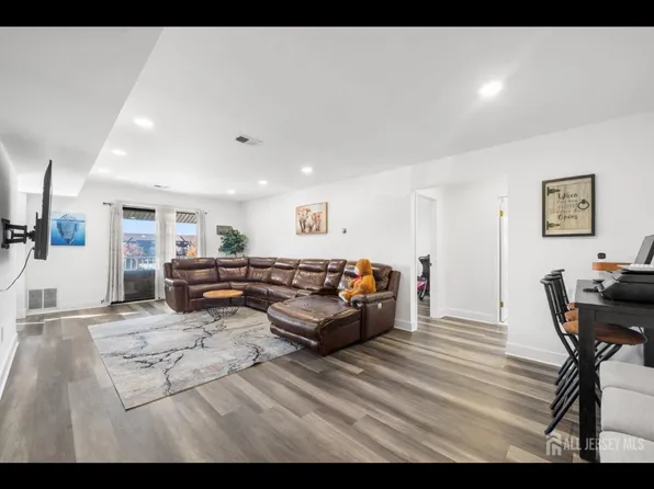 1609 Raspberry Ct #1609, Edison, NJ 08817