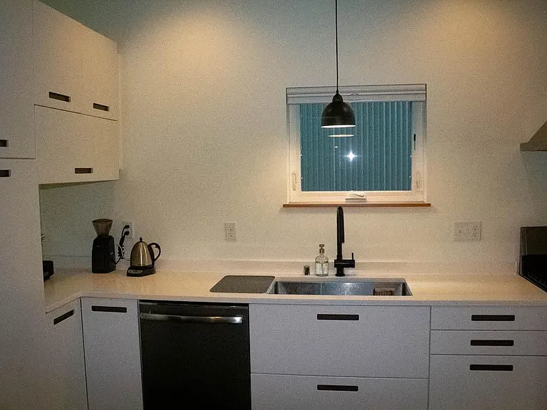 825 N 6th St W — Photo 14
