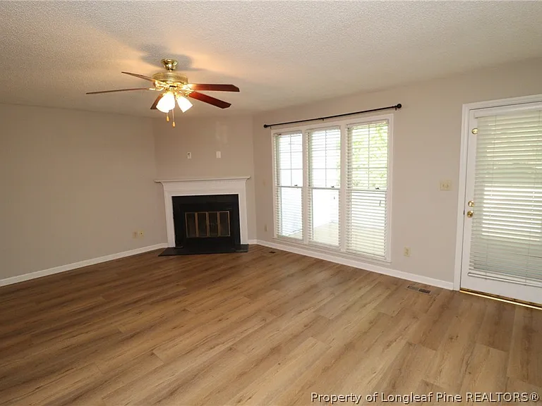 118 Planetree Ln — Photo 6
