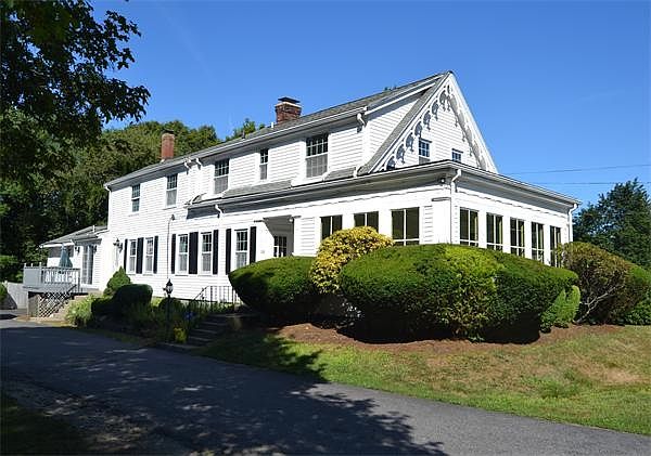 1st image of 318 Pearl St