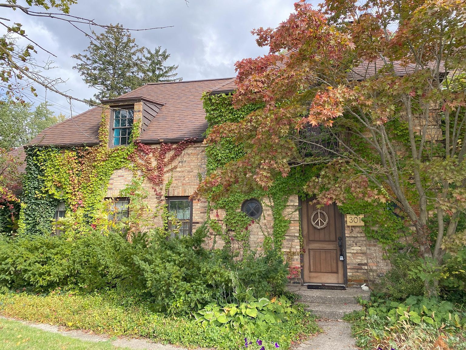 301 S Brown St, Jackson, MI 49203 Zillow