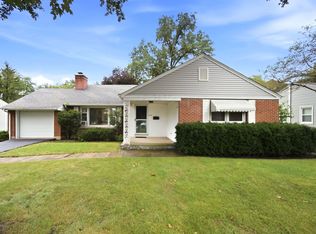 500 Skyline Dr, Fox River Grove, IL 60021