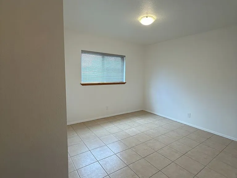 1307 Rufina Ln #1 — Photo 24