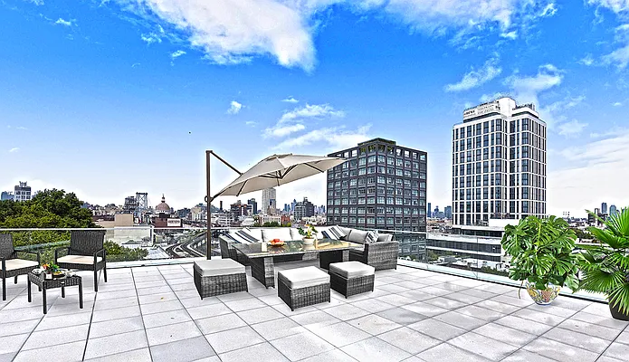 Rented by Compass | media 32