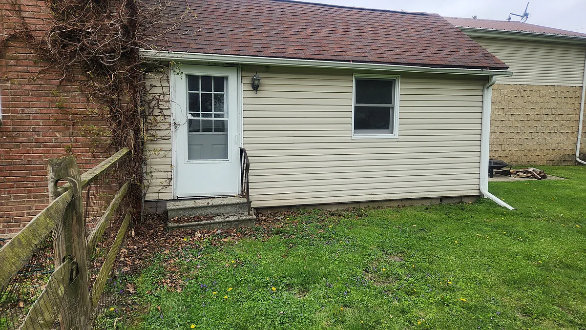 Building Photo - 709 Palmwood Ave