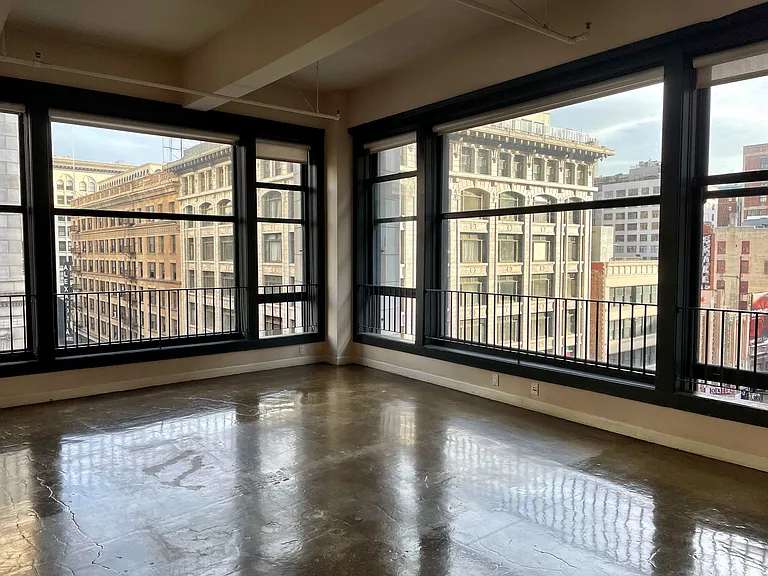The Metropolitan Lofts — Photo 64