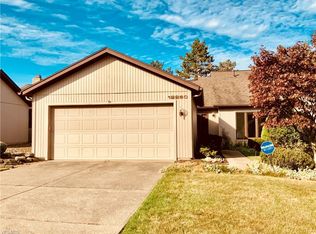 12260 Woodside Ct #F19, Strongsville, OH 44136