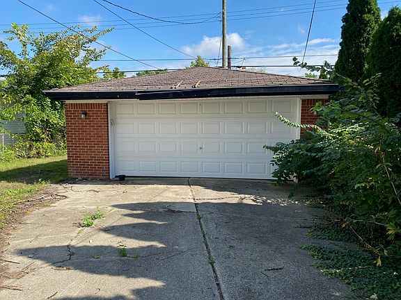 5th image of 2784 Buckingham Ave