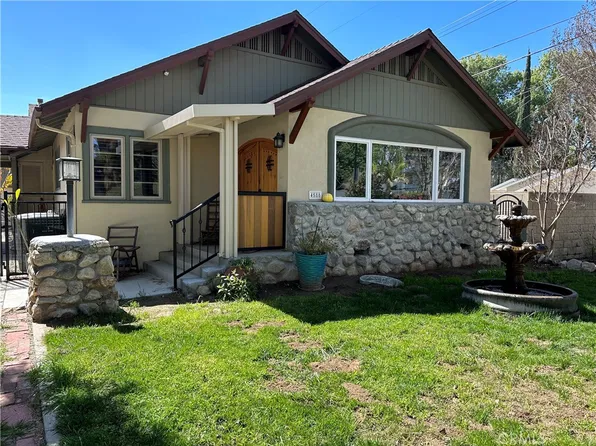 4588 Elmwood Ct, Riverside, CA 92506