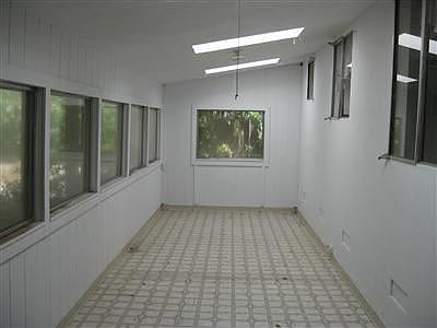 5th image of 5845 Beech Ave