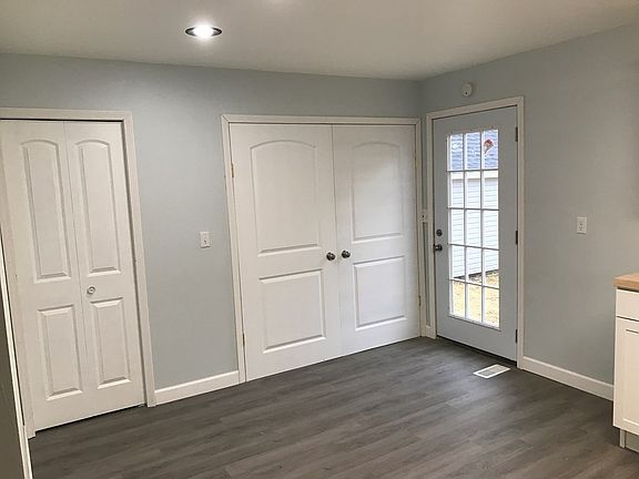 2nd image of 161 Zickafoose Ln