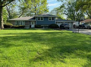 6321 Gaynelle Rd, Tinley Park, IL 60477