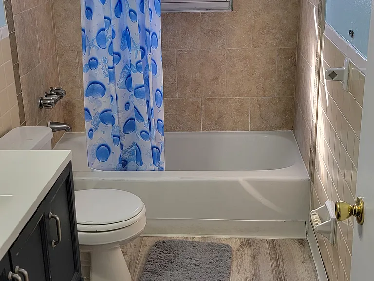 45 Donna Dr #C8 — Photo 23