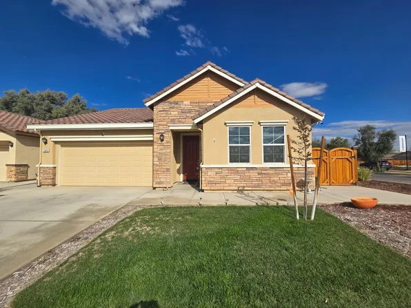 1948 Mastrangelo St, Los Banos, CA 93635