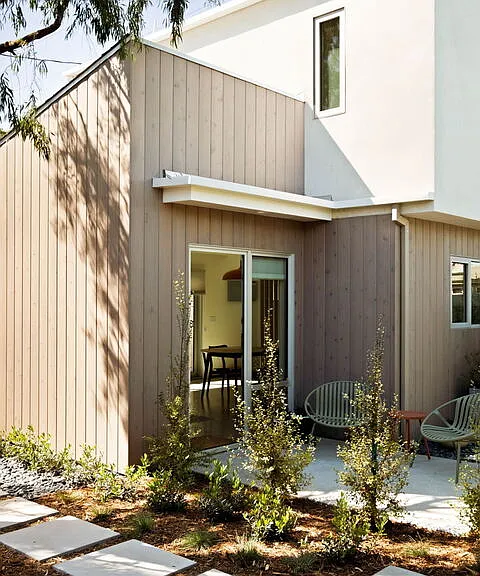 2209 Louella Ave — Photo 3