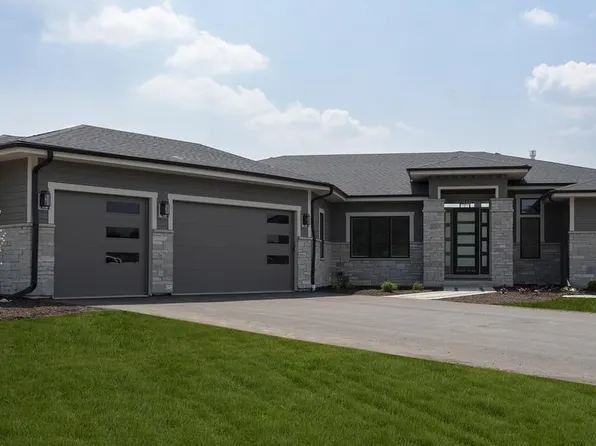 S17W30381 Hazeltine COURT, Wales, WI 53183