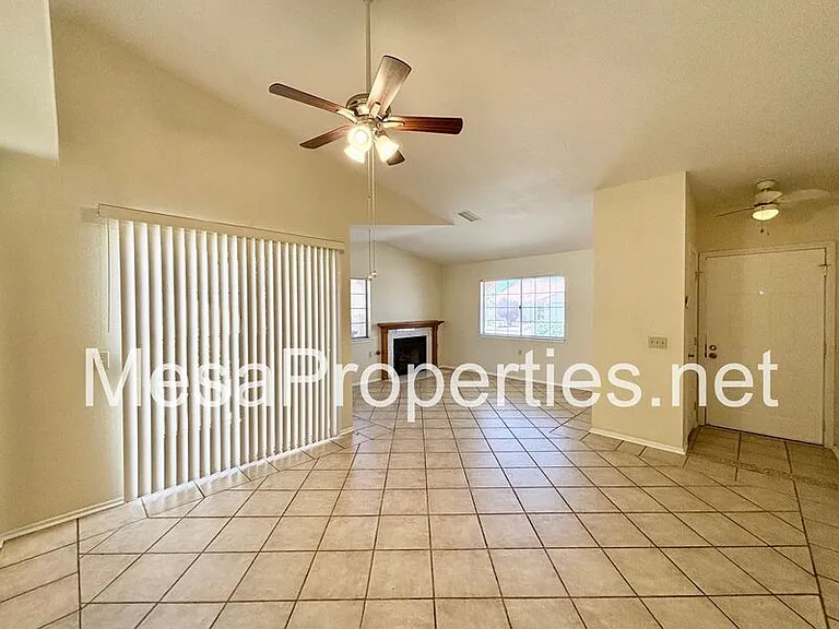 13024 Rainwood Ct — Photo 8
