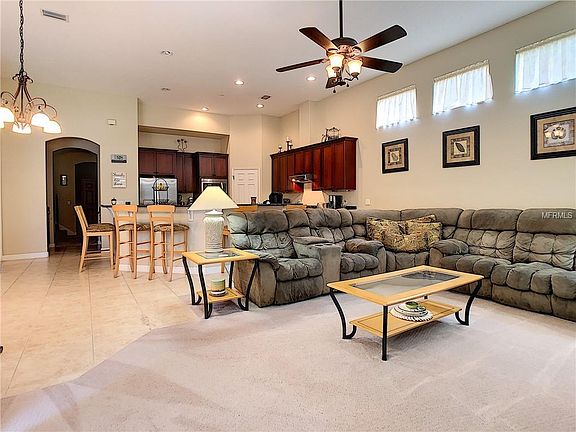3rd image of 305 Chadwick Dr