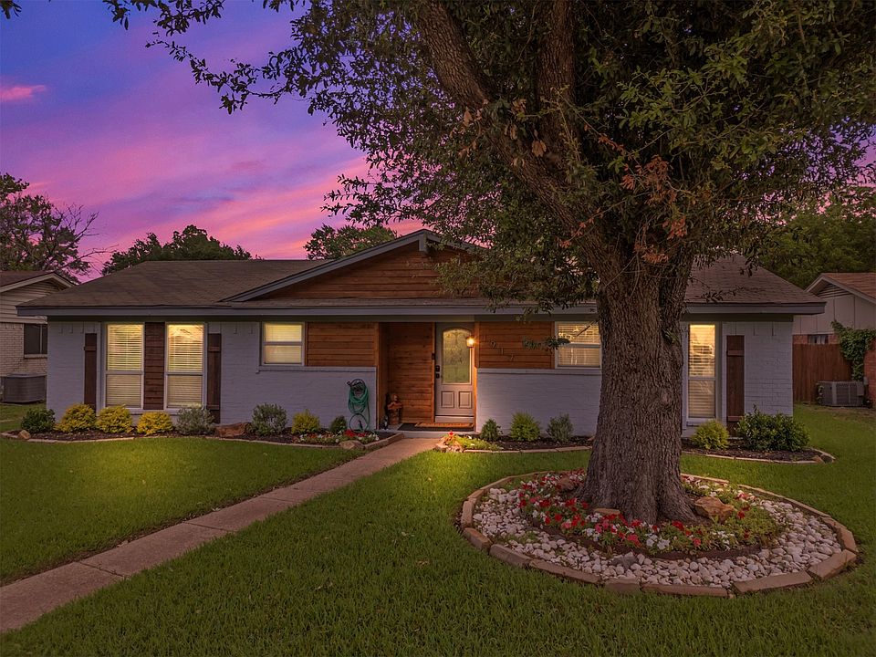 1st image of 1917 White Oak Dr