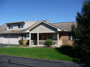 738 Windsor Ln, Heath, OH 43056