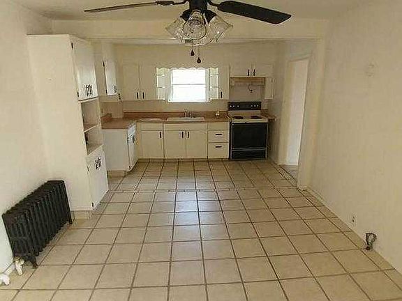 47 STOLL ST- DINING AREA UNIT 1