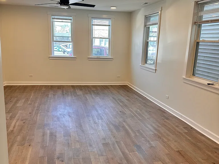 5161 W Grand Ave #1F — Photo 3