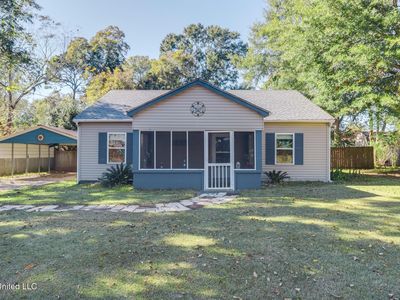 322 N 3rd St, Wiggins, MS, 39577