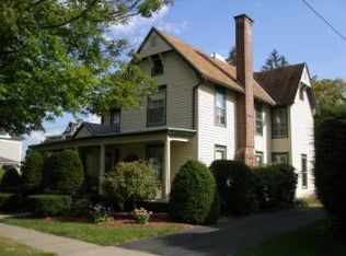 30 Walnut St, Oneonta, NY 13820