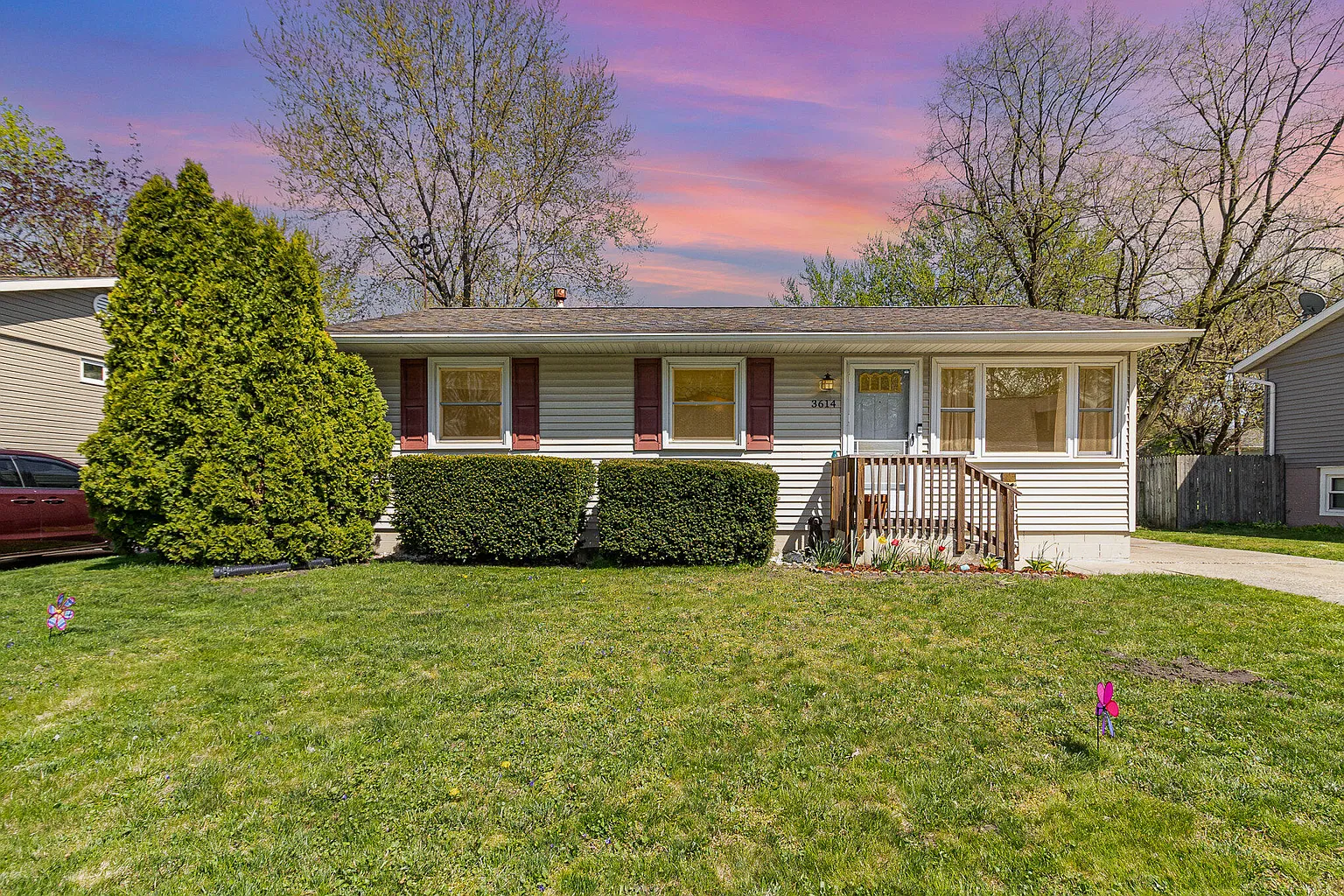 3614 Windsor Rd photo 1